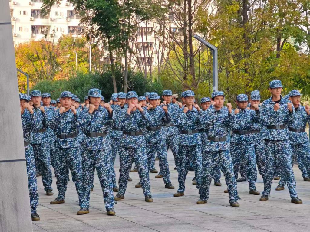 格斗术基本动作讲解doc(图1)